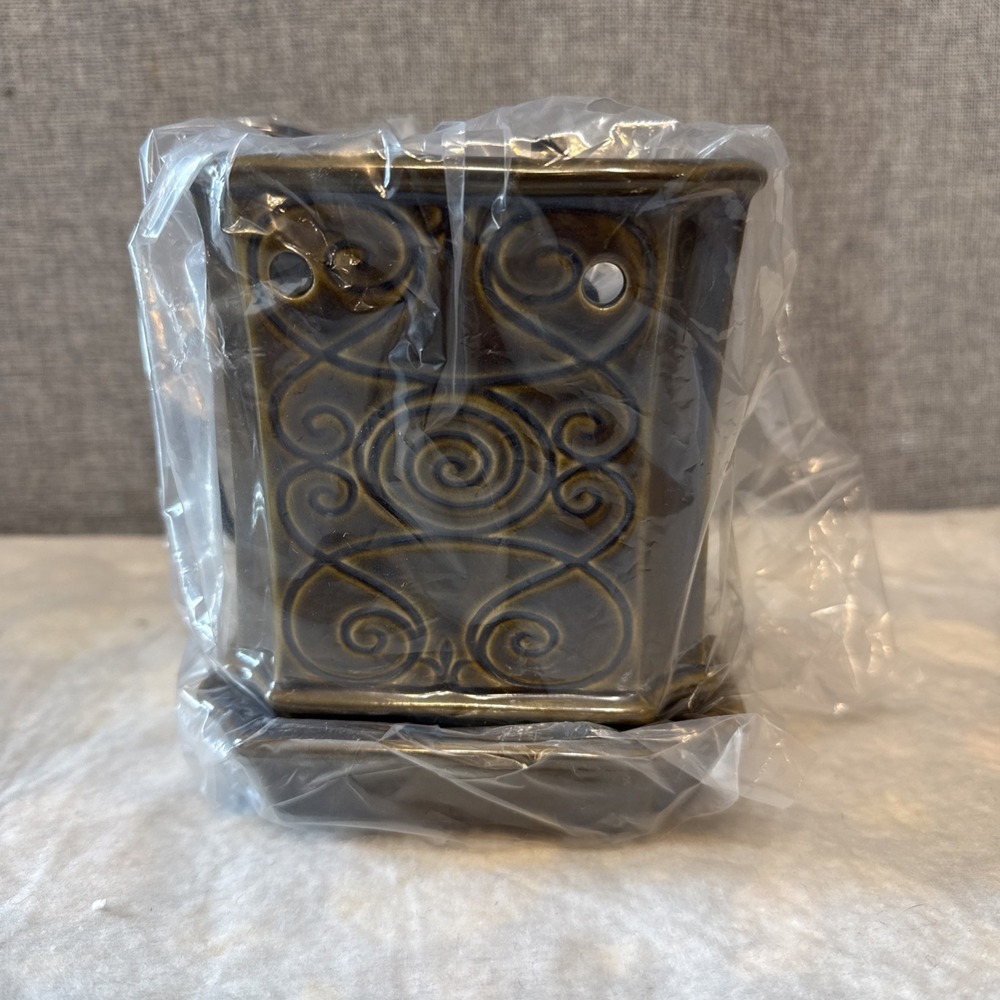 Scentsy PORTA Wax Oil Warmer Burner Full Size DSW-Port NEW‎ But In Wrong Box